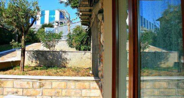 San Martino Mit Privater Terrasse Appartamento Desenzano del Garda